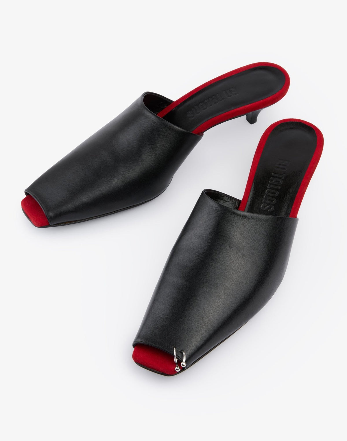 Lou Black Mule With Piercing Hardware - En Talons